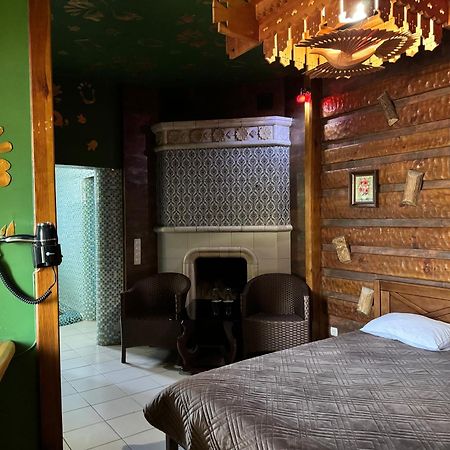 Hotel Veles Zolotonosa Kültér fotó