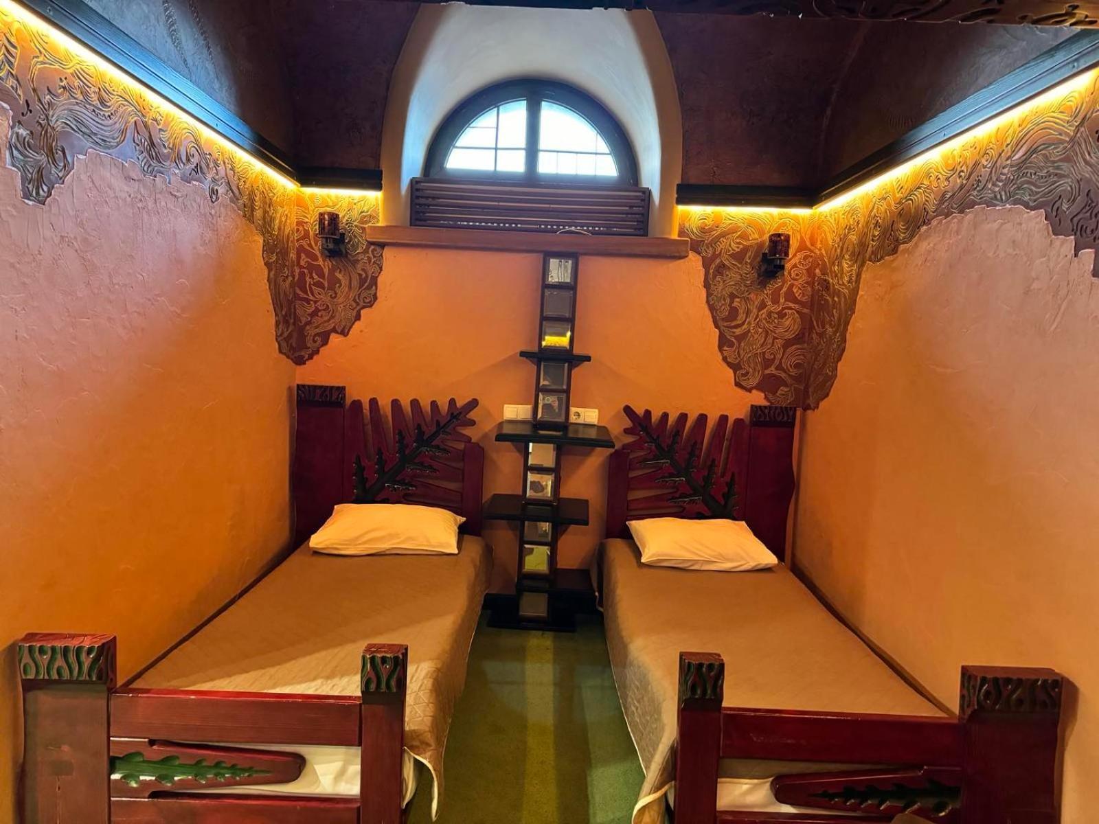 Hotel Veles Zolotonosa Kültér fotó