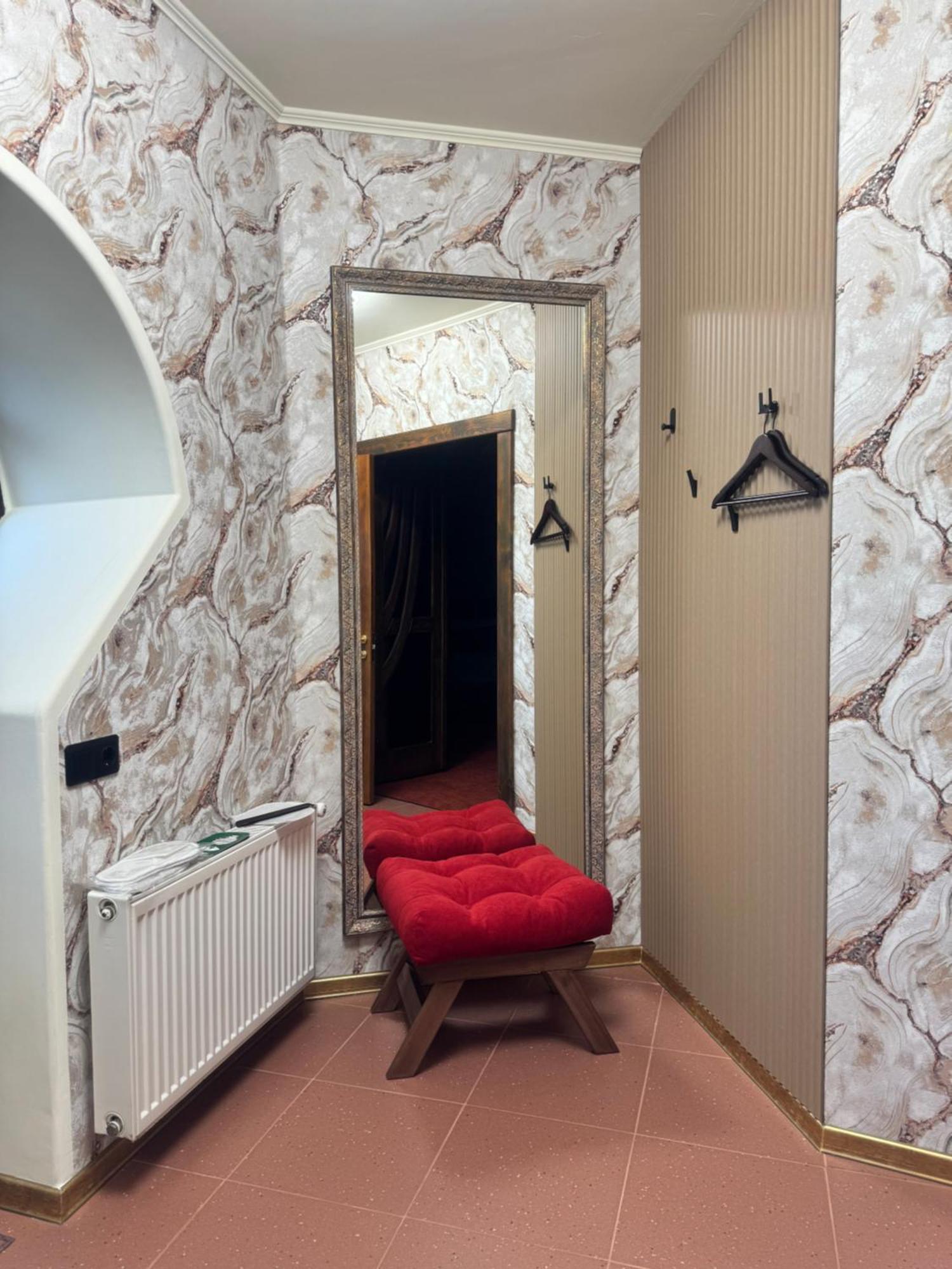 Hotel Veles Zolotonosa Kültér fotó