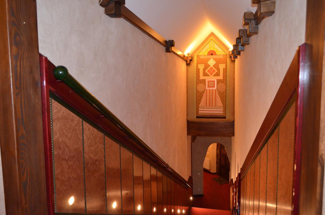 Hotel Veles Zolotonosa Kültér fotó
